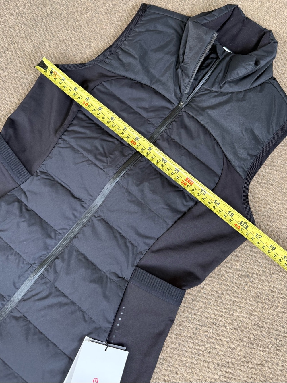 Lululemon Down For It All Vest Insulated Full Zip Black Size 6 NWT Primaloft - Picture 6 of 8